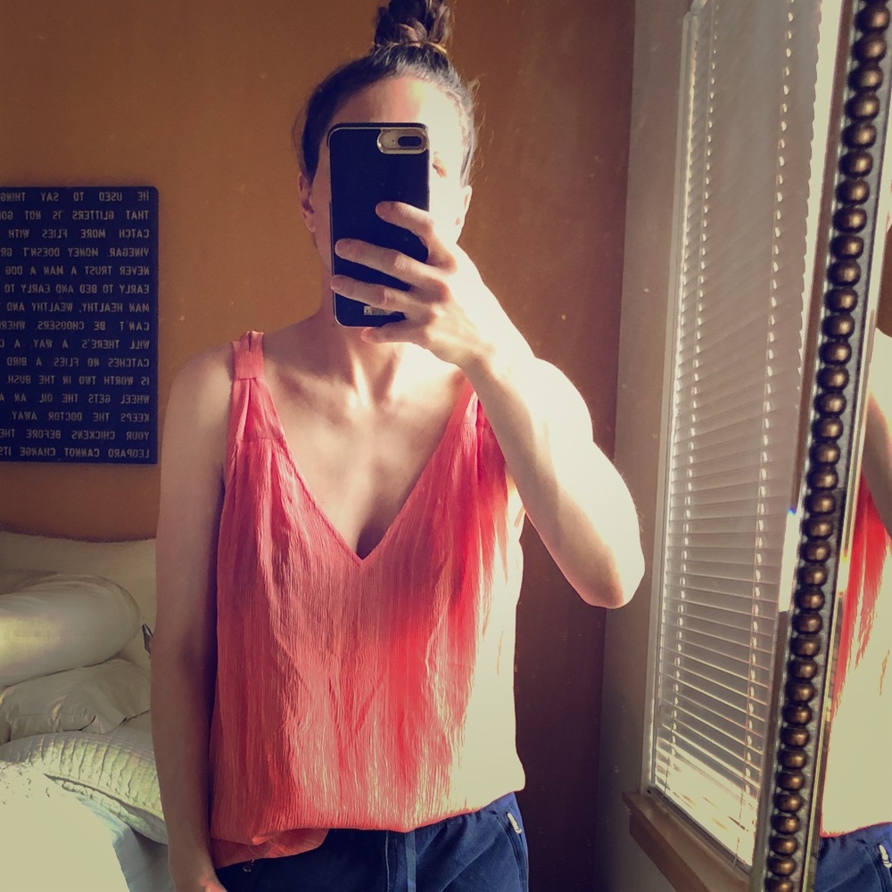 Banana republic 100% silk sz small coral top